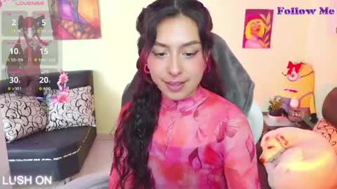 Paula San online show from May 5, 5:49 pm