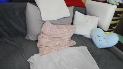 FOUNTAIN SQUIRT online show from March 31, 2:28 pm