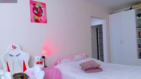 Ann online show from March 16, 5:44 am