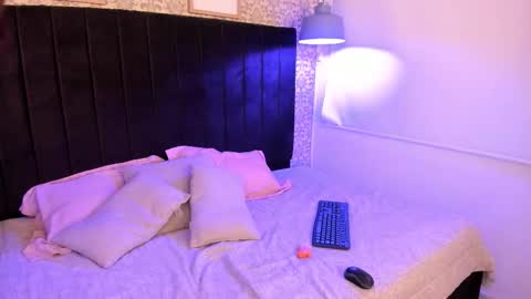 peachy online show from March 5, 9:21 pm