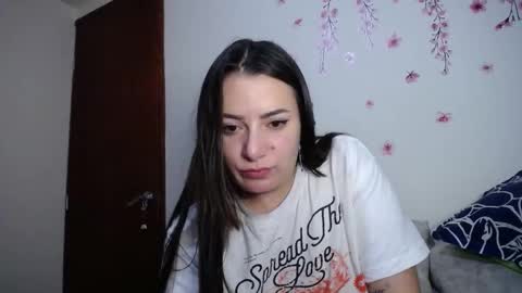 Pearl online show from February 1, 1:37 am