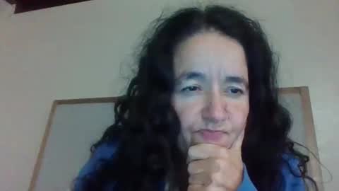 pebblezmeowkitty online show from October 27, 4:46 pm