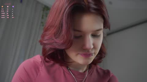 Lily online show from April 2, 1:14 am