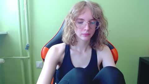 Penny online show from March 11, 7:45 am