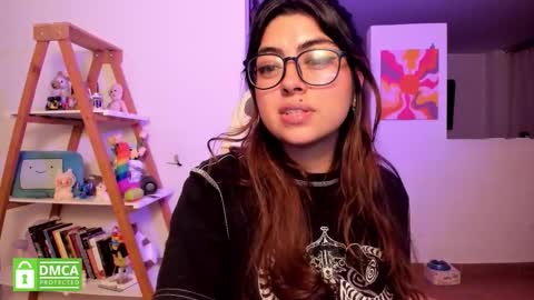 Sarah Ana Banana online show from March 4, 3:02 am