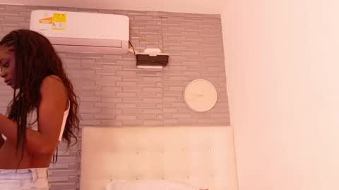 pervert_shydoll online show from April 2, 3:04 am