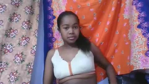 phania185885 online show from March 23, 9:59 am