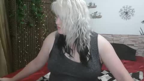 phatpcat73 online show from April 26, 4:27 pm