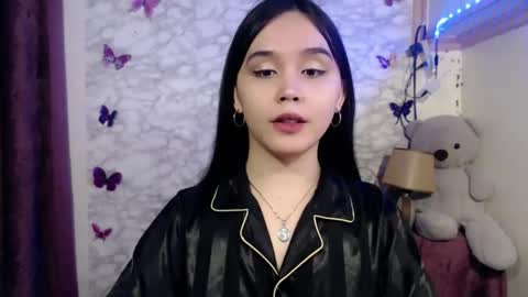 Ms Pia online show from April 13, 6:41 pm