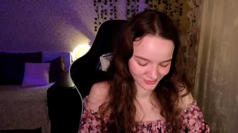 Stephanie online show from March 22, 7:53 pm