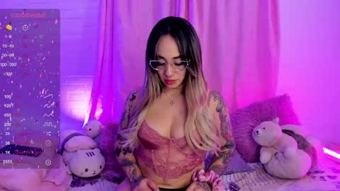 KELLY  online show from December 20, 11:37 pm