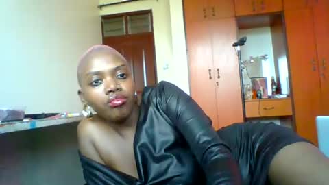 pinkdomina01 online show from July 8, 7:43 am