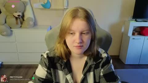 pinkiep1e online show from April 25, 2:58 am