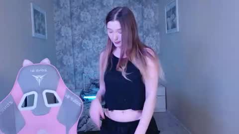 pinkyfluff online show from July 25, 2:57 pm