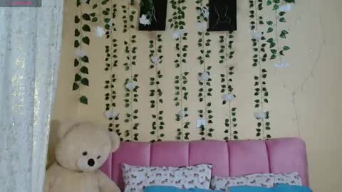 Pinky online show from March 12, 12:57 am