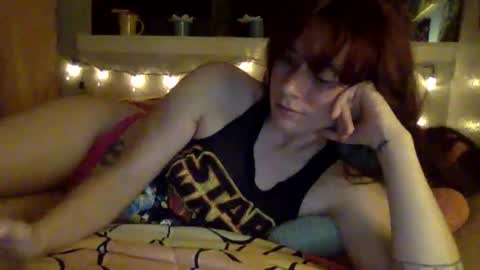 pixie_bella online show from May 28, 3:37 am