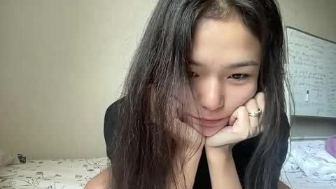 Minji online show from July 5, 5:35 am