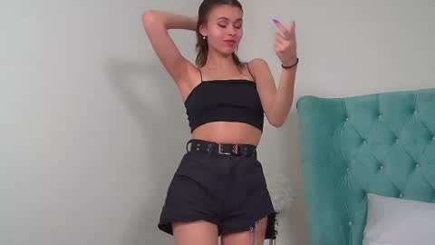 Polly online show from June 5, 6:52 am