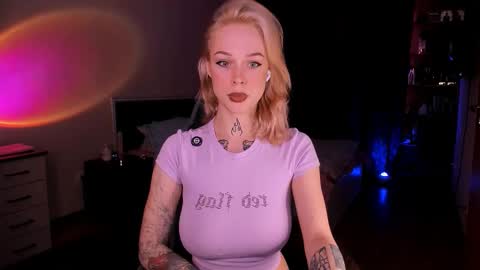 Megan.online  online show from March 13, 3:24 pm