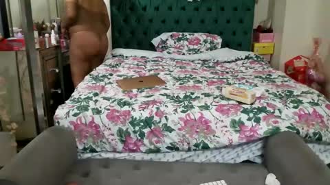 Yasmine pretty online show from March 3, 5:46 am