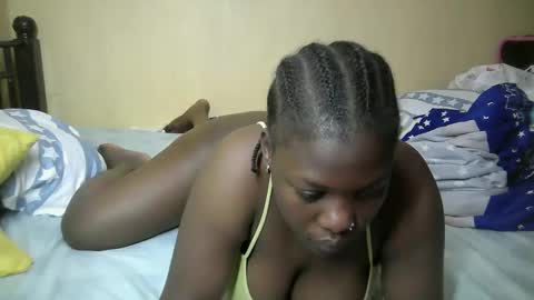 pretty_barbz online show from April 15, 7:20 am