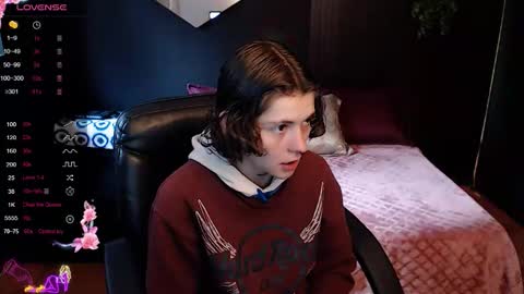 pretty_cristal22 online show from March 13, 12:50 pm