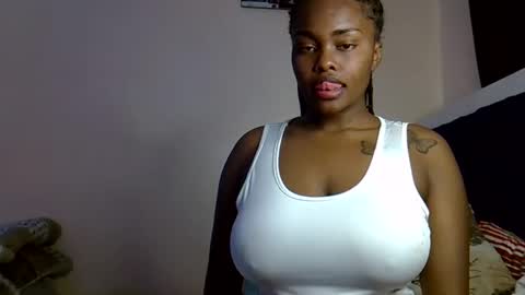 pretty_daina3 online show from May 11, 5:31 am