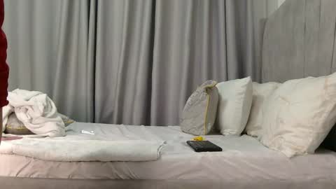 pretty_josey online show from March 7, 3:35 am