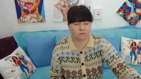 pretty_malika online show from April 12, 7:55 am