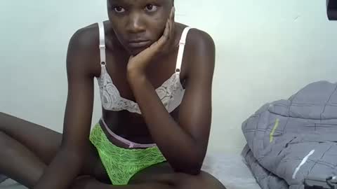 pretty_orchid online show from April 12, 1:30 am