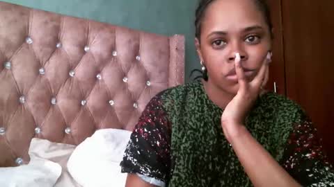 zii online show from April 3, 8:01 am