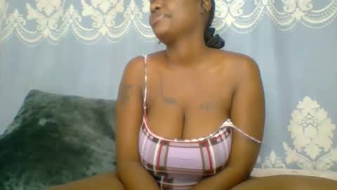 SHANIA online show from January 11, 8:03 pm