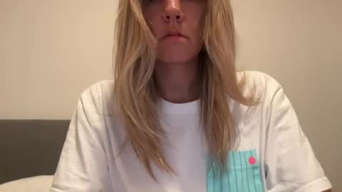 prettyyykittyyy22 online show from July 31, 2:23 am