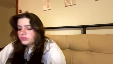 princessviccxo online show from April 18, 2:47 am