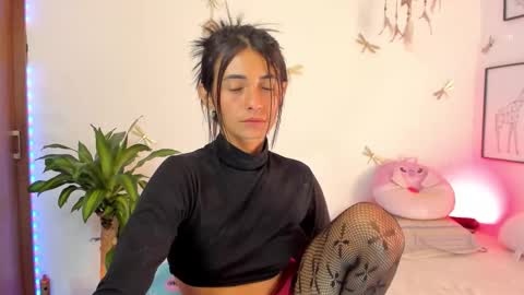 princessluna_14 online show from March 13, 10:00 pm