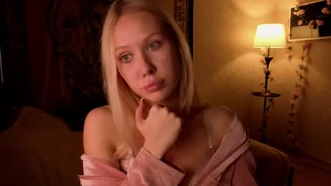 Megan online show from April 22, 2:03 pm