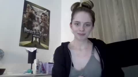 roxy online show from June 17, 1:18 am