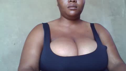 queen2302 online show from April 1, 8:26 am