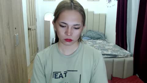 shawny online show from April 18, 2:58 am