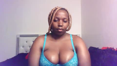 QUEEN online show from April 15, 12:17 pm