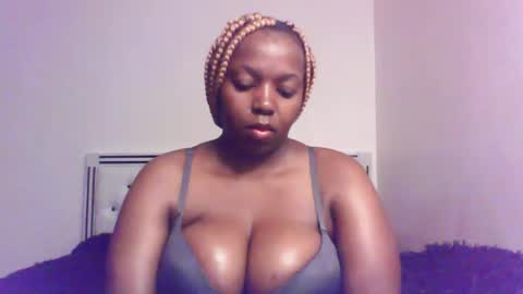 QUEEN online show from April 16, 4:13 am