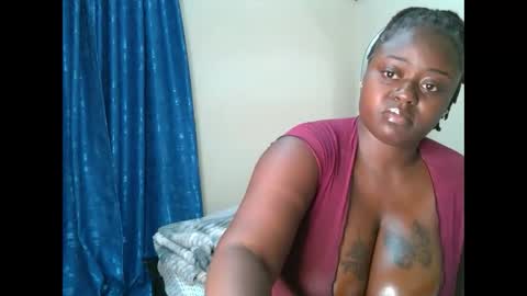 queenboobs254 online show from June 5, 5:11 am