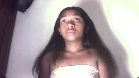 queennaya online show from June 24, 3:11 pm