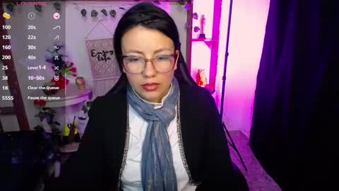 queenrose94 online show from March 3, 4:24 pm