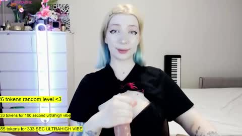 - online show from April 4, 8:29 pm