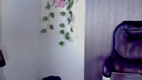 Ramona  online show from May 3, 2:20 pm