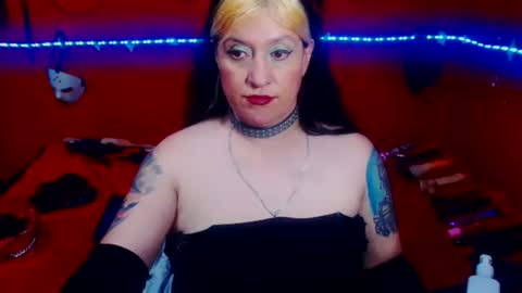 Sonia online show from April 24, 1:08 am