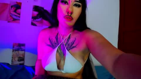raven_day online show from June 17, 4:14 am