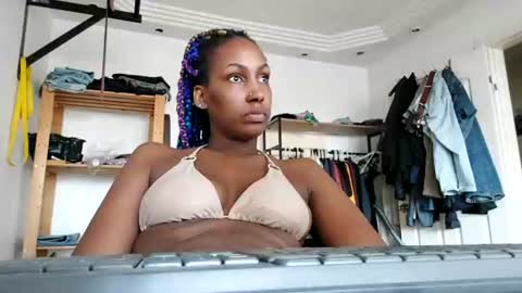 ravenbby online show from July 19, 3:42 am