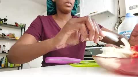 ravenbby online show from July 10, 12:38 pm